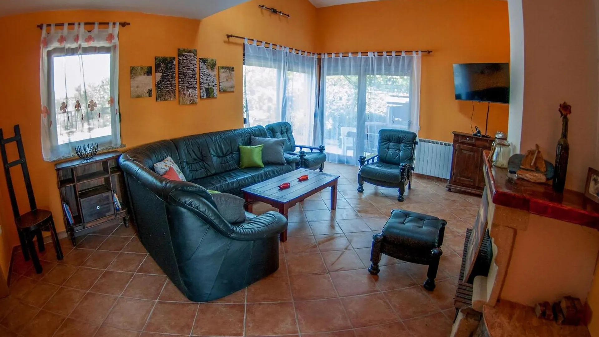 Erdgeschosswohnung Fuer 7 Personen Liznjan 0*,  Croatia