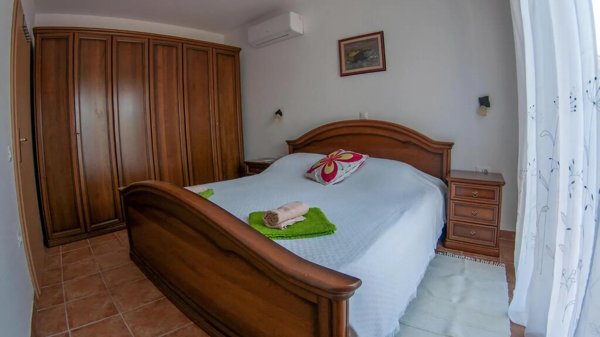Prázdninový dům Erdgeschosswohnung Fuer 7 Personen Ližnjan