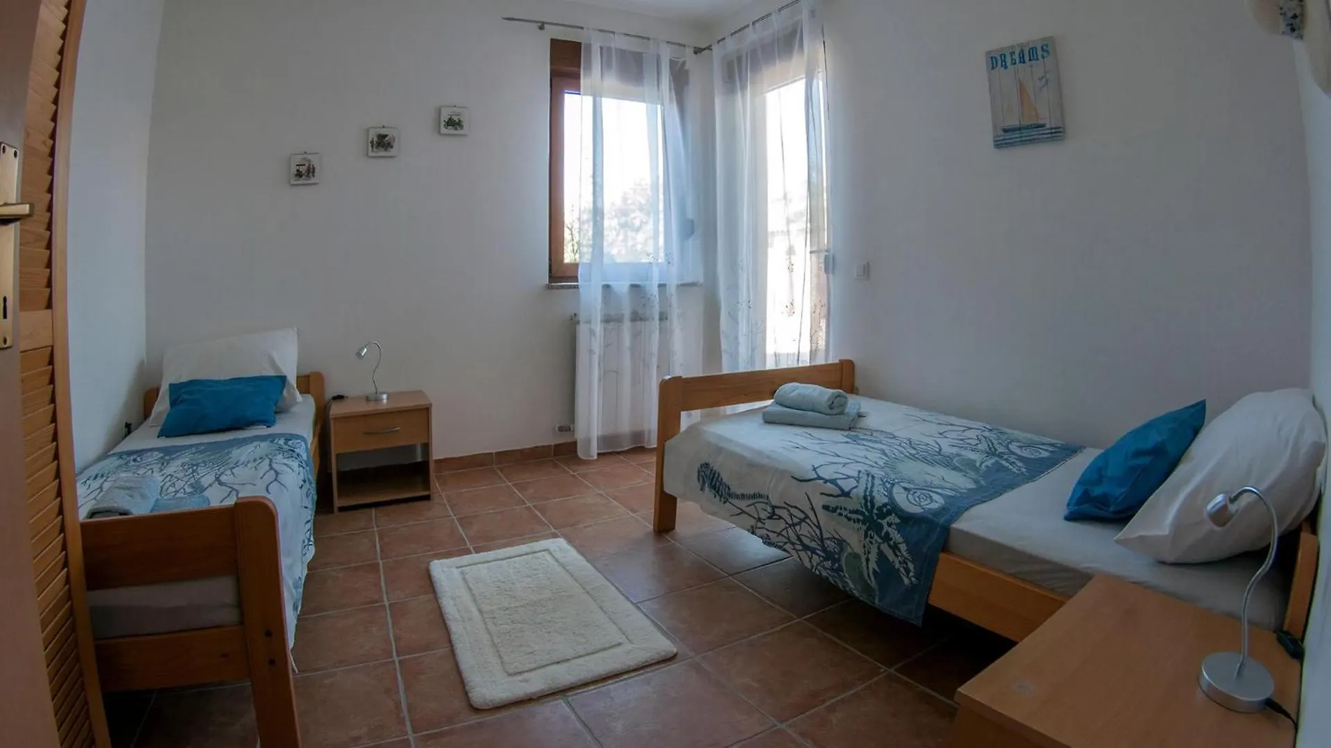 Erdgeschosswohnung Fuer 7 Personen Ližnjan Prázdninový dům