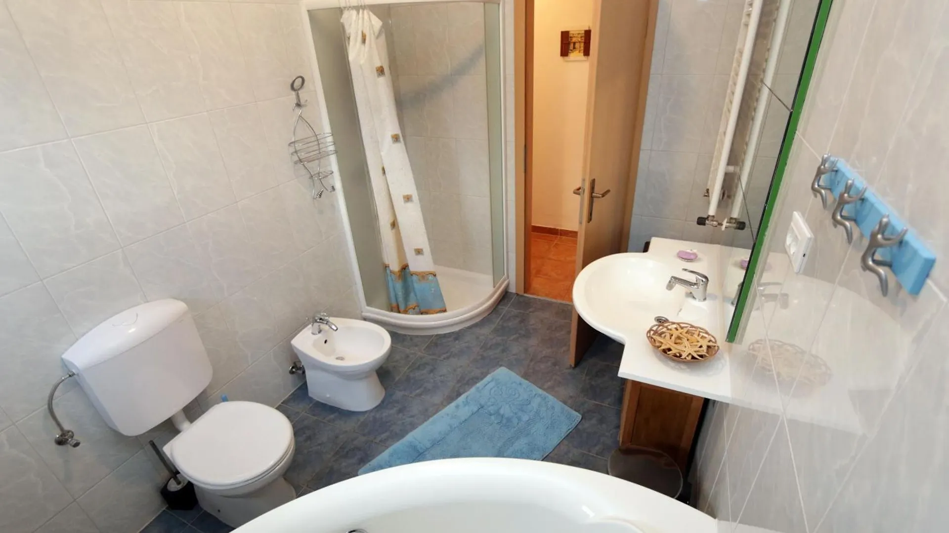 Prázdninový dům Erdgeschosswohnung Fuer 7 Personen Ližnjan Chorvatsko