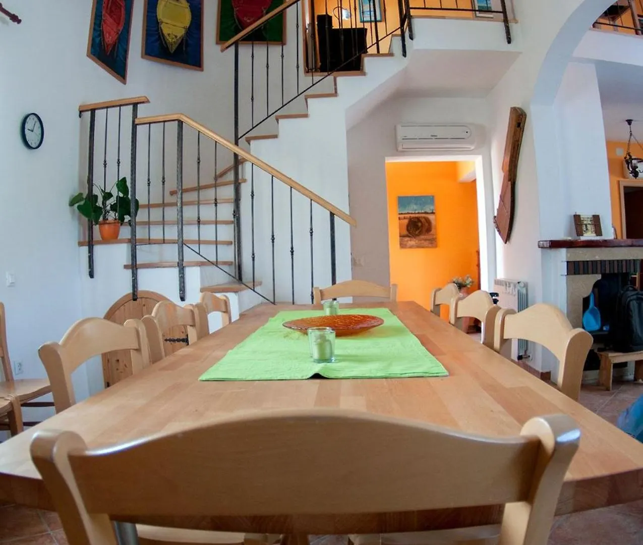Erdgeschosswohnung Fuer 7 Personen Ližnjan Chorvatsko